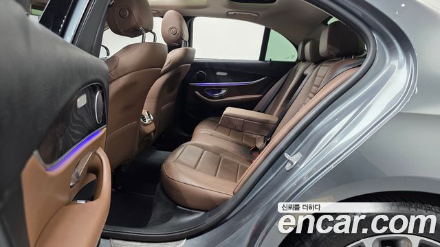 Mercedes-Benz E-Class E300 AV Intelligent Drive