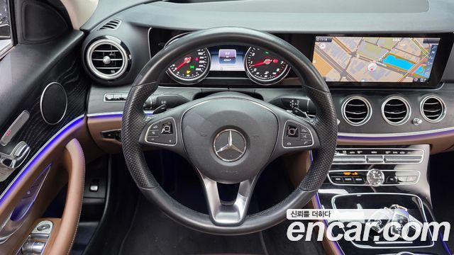 Mercedes-Benz E-Class E300 AV Intelligent Drive