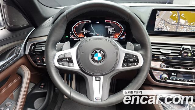 BMW 5-Series 530i M Sport Package Plus