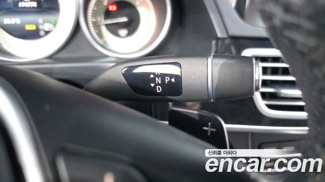 Mercedes-Benz E-Class E250 BlueTec 4MATIC AV