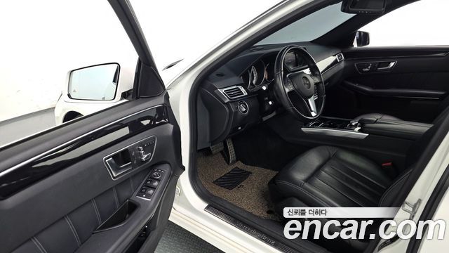 Mercedes-Benz E-Class E250 BlueTec 4MATIC AV