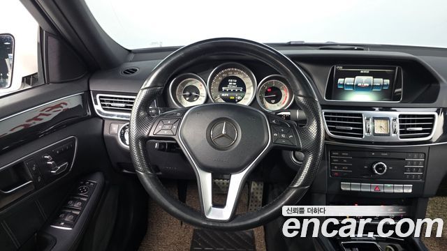 Mercedes-Benz E-Class E250 BlueTec 4MATIC AV