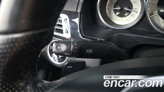 Mercedes-Benz E-Class E250 BlueTec 4MATIC AV