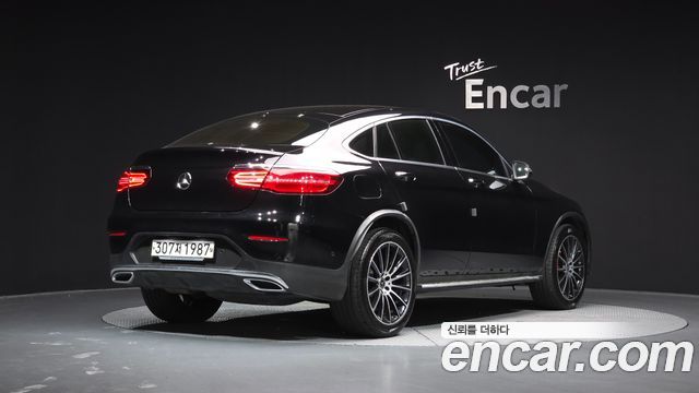 Mercedes-Benz GLC-Class GLC220 d 4MATIC Premium Coupe
