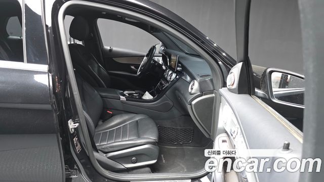 Mercedes-Benz GLC-Class GLC220 d 4MATIC Premium Coupe