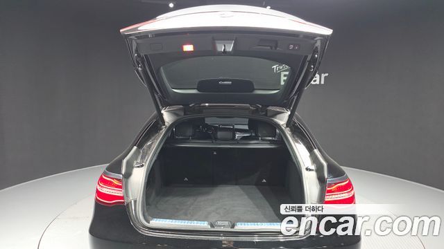 Mercedes-Benz GLC-Class GLC220 d 4MATIC Premium Coupe