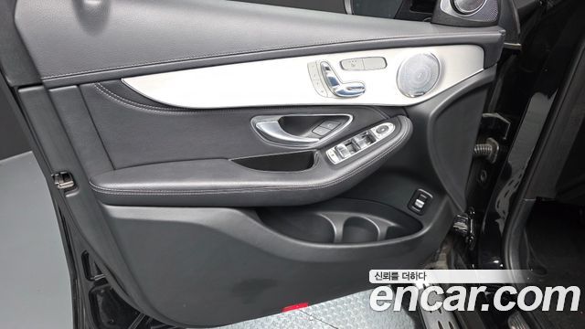 Mercedes-Benz GLC-Class GLC220 d 4MATIC Premium Coupe
