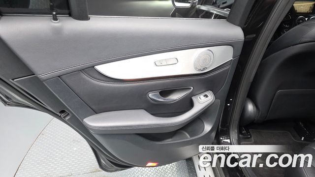 Mercedes-Benz GLC-Class GLC220 d 4MATIC Premium Coupe