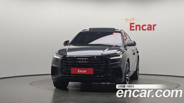 Audi Q8 55 TFSI Quattro Premium