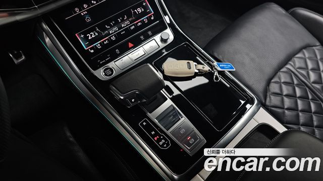 Audi Q8 55 TFSI Quattro Premium