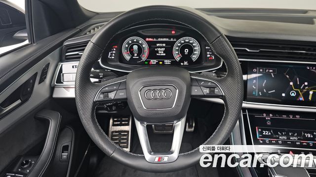 Audi Q8 55 TFSI Quattro Premium