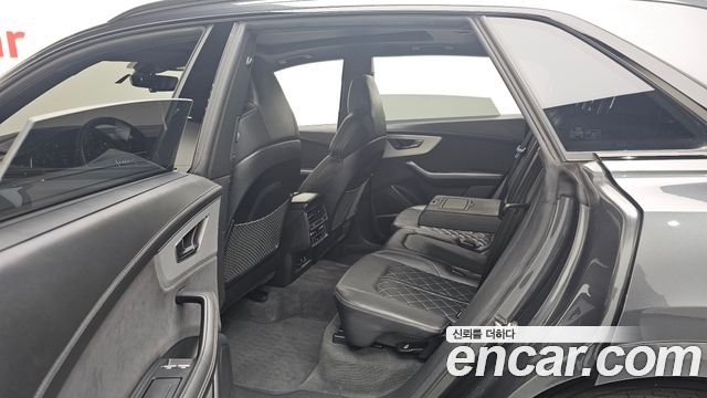 Audi Q8 55 TFSI Quattro Premium