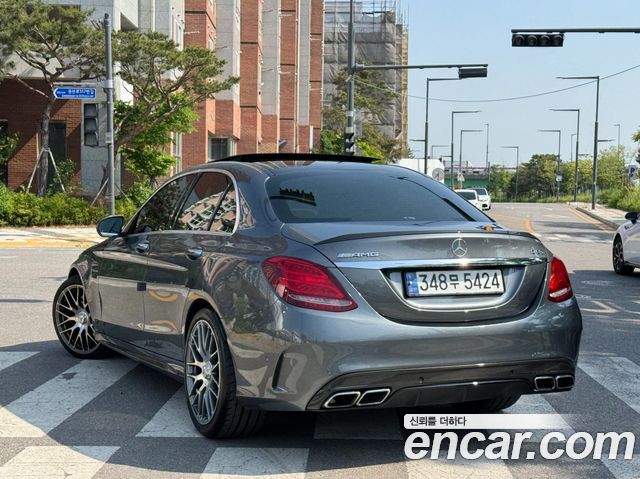 Mercedes-Benz C-Class C63 AMG
