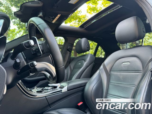 Mercedes-Benz C-Class C63 AMG