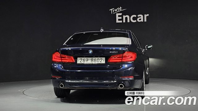 BMW 5-Series 530i Luxury Plus