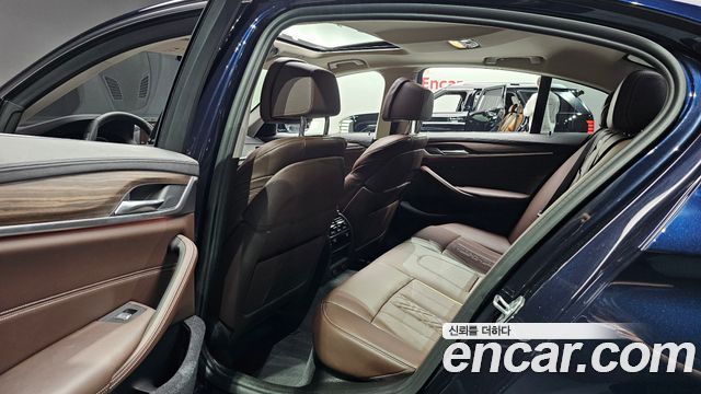 BMW 5-Series 530i Luxury Plus