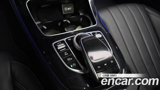 Mercedes-Benz E-Class E220d Exclusive