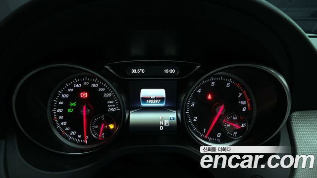 Mercedes-Benz CLA-Class CLA250 4MATIC