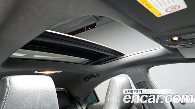 Mercedes-Benz CLA-Class CLA250 4MATIC