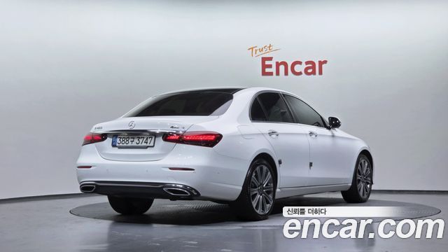Mercedes-Benz E-Class E450 4MATIC Exclusive