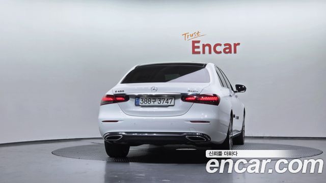 Mercedes-Benz E-Class E450 4MATIC Exclusive