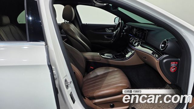 Mercedes-Benz E-Class E450 4MATIC Exclusive
