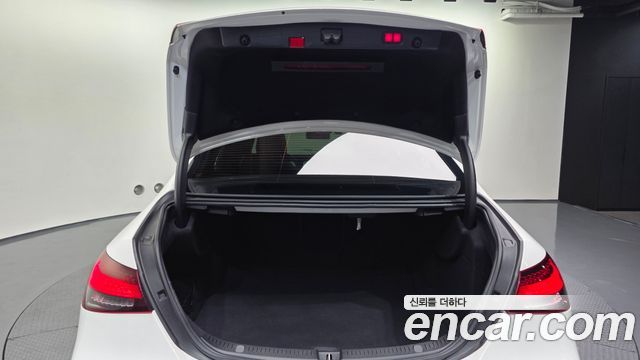 Mercedes-Benz E-Class E450 4MATIC Exclusive