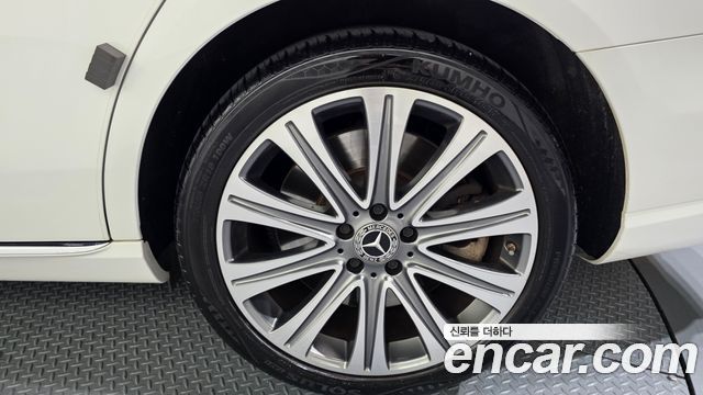 Mercedes-Benz E-Class E450 4MATIC Exclusive