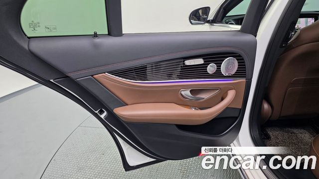 Mercedes-Benz E-Class E450 4MATIC Exclusive