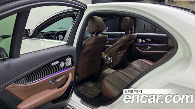 Mercedes-Benz E-Class E450 4MATIC Exclusive