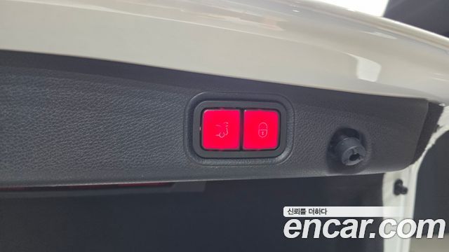 Mercedes-Benz E-Class E450 4MATIC Exclusive