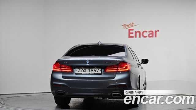 BMW 5-Series 530i xDrive M Sport Package Plus