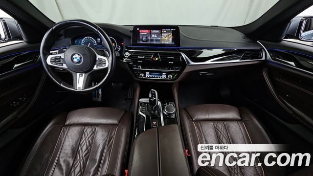 BMW 5-Series 530i xDrive M Sport Package Plus
