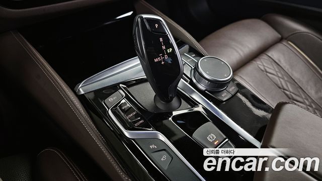 BMW 5-Series 530i xDrive M Sport Package Plus