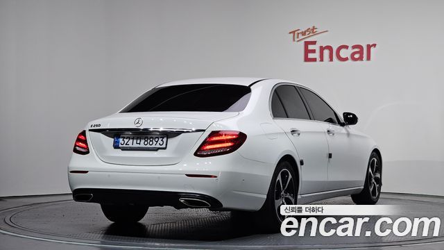 Mercedes-Benz E-Class E250 Avantgarde