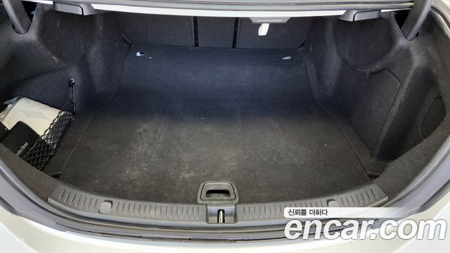 Mercedes-Benz E-Class E250 Avantgarde