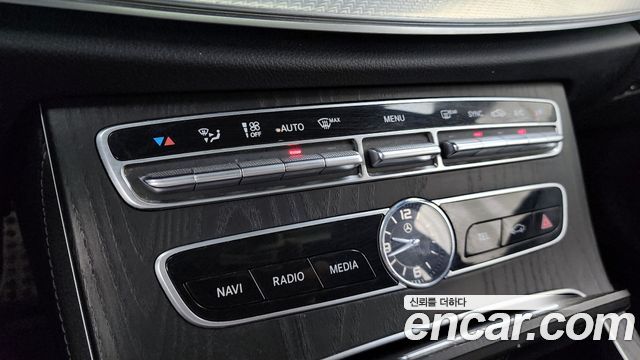 Mercedes-Benz E-Class E250 Avantgarde