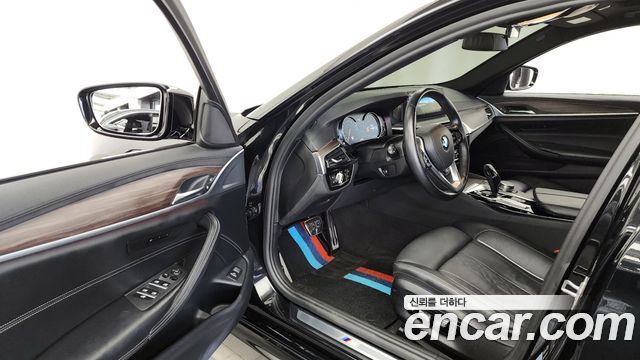 BMW 5-Series 520d M Sport Package Plus