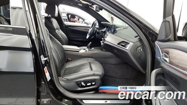 BMW 5-Series 520d M Sport Package Plus