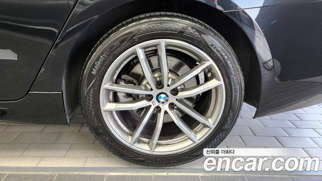 BMW 5-Series 520d M Sport Package Plus