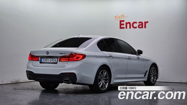 BMW 5-Series 520d M Sport package
