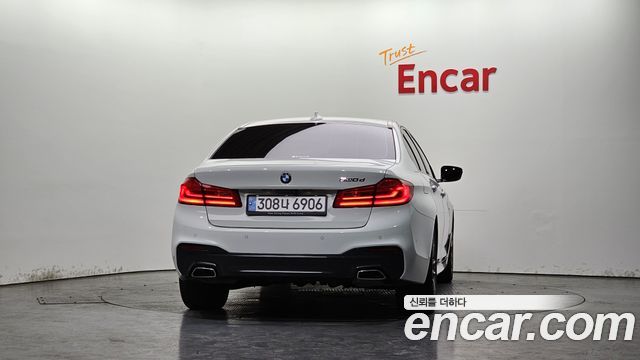 BMW 5-Series 520d M Sport package