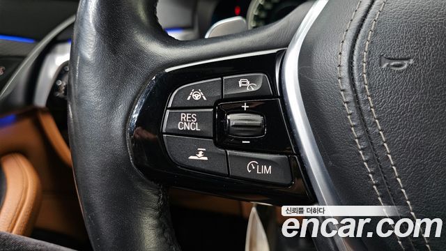 BMW 5-Series 520d M Sport package