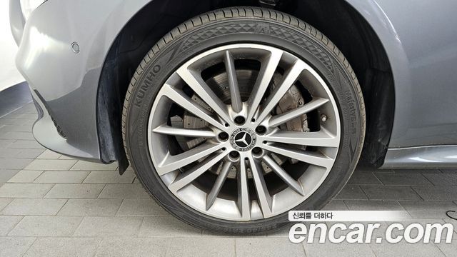 Mercedes-Benz CLS-Class CLS400d 4MATIC