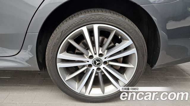 Mercedes-Benz CLS-Class CLS400d 4MATIC