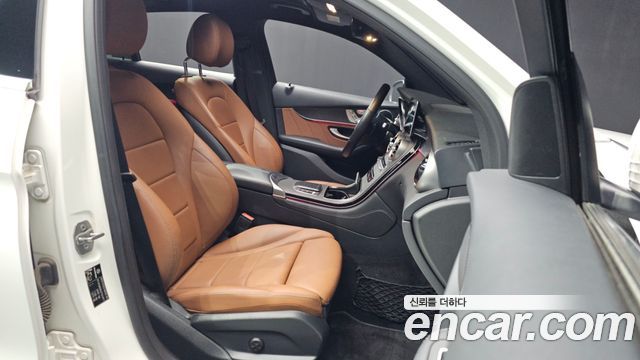 Mercedes-Benz GLC-Class GCL300 4MATIC Coupe