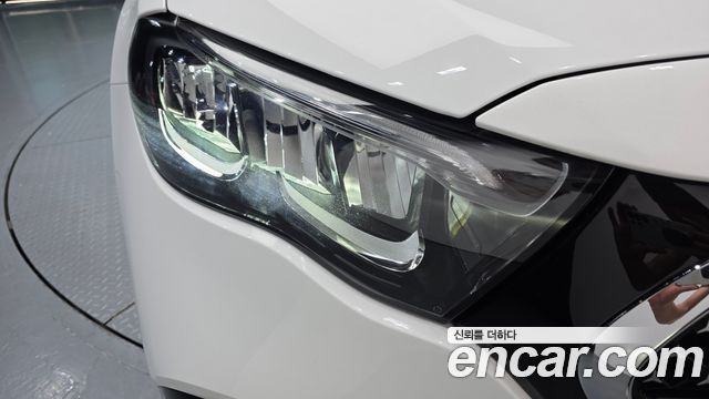 Mercedes-Benz E-Class E200 AMG Line