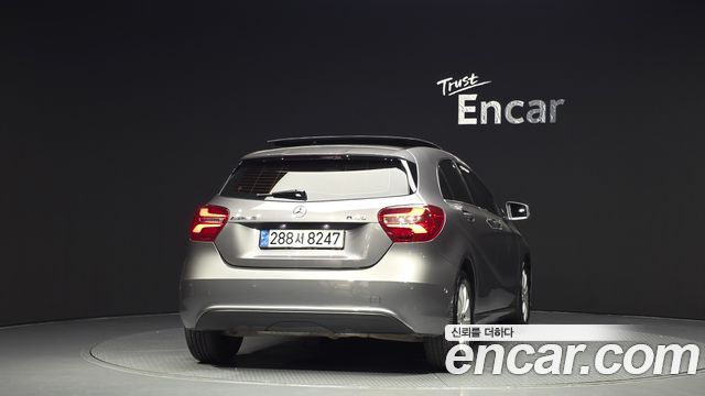 Mercedes-Benz A-Class A200