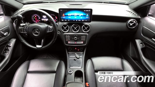 Mercedes-Benz A-Class A200