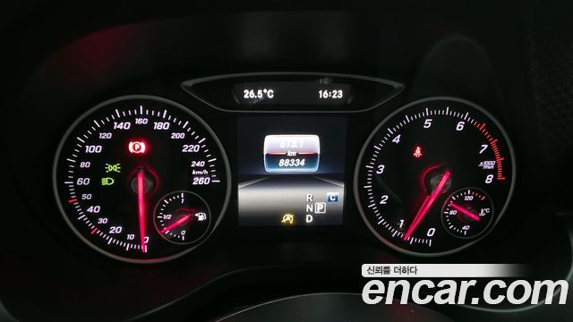 Mercedes-Benz A-Class A200